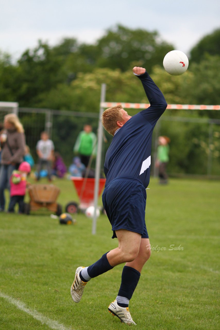 Bild 5 - Faustball